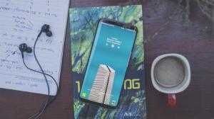 Bán điện thoại Samsung S8 plus màu tím siêu hot