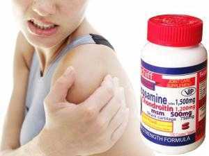 Thực phẩm bổ xương khớp Schiff glucosamine 1500mg được sản xuất tại Mỹ , thực phẩm này có khả năng duy trì hệ xương khớp khỏe mạnh, hỗ trợ điều trị thoái hóa khớp, viêm xương khớp mãn tính, đau đầu gối, loãng xương, khớp bị tổn thương do hoạt động mạnh, chơi thể thao.