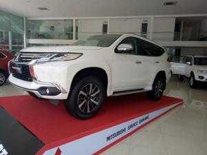 Mitsubishi Giá Sốc