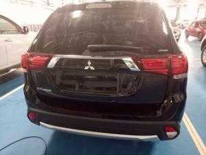 MItsubishi Outlander STD