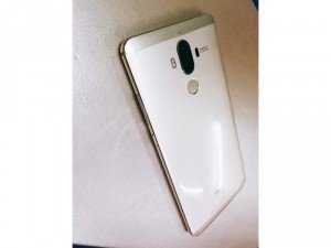 Huawei Mate 9 màu gold