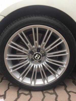 Bentley Flying Spur Speed model 2011 siêu sang siêu đẹp