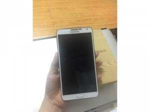 Bán samsung galaxy note 3 trắng. like new 99%, không vết trầy