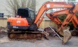 Bán Doosan DX55MT đời 2009 và Doosan Solar 55VMT đời 2006