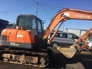 Bán Doosan DX55MT đời 2009 và Doosan Solar 55VMT đời 2006