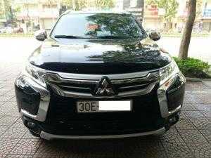 Mitsubishi Pajero Sport 3.0G 2 cầu , máy Xăng , màu đen, Sản xuất 12/2016, đăng ký 2017