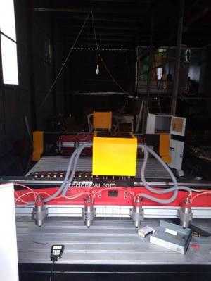 Máy khắc gỗ đa năng cnc