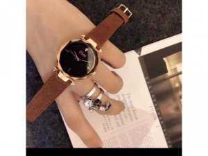 Đồng Hồ Nữ DIOR da lộn cao cấp