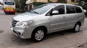 Toyota Innova 2015 (xe form mới)