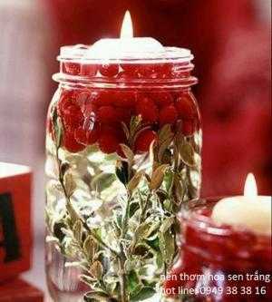 Nến Nổi Trên Nước