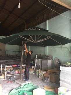 Dù Che Nắng Lệch Tâm Tròn 3,8 Mét. Giao hàng toàn quốc. Liên hệ: 0906843059 Lê Hoàng (24/24)