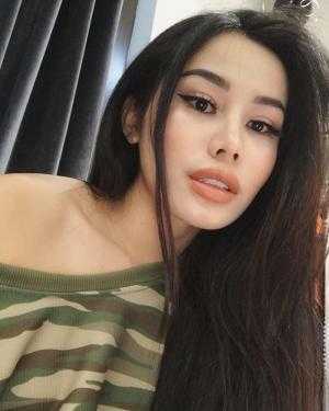 Son môi, son môi đẹp, son môi lì, son chu, son chu parea, son roses, son kem lì, son kem, son kem roses, son màu nude, son đẹp mua ở đâu, son hàn quốc, son đẹp chất, son 3ce, son 3ce hàn, son lì, son dưỡng môi,