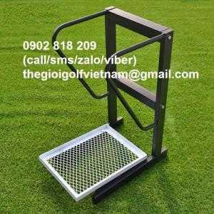Giá để gậy golf