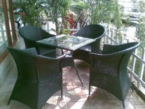 Bộ bàn ghế mây cafe, bàn vuông mặt kính