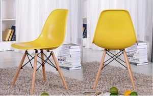 Bán mấy cái ghế nhựa đúc nhập khẩu Eames. Liên hệ: 0906843059 Lê Hoàng (24/24)