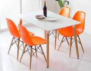 Bán mấy cái ghế nhựa đúc nhập khẩu Eames. Giao hàng toàn quốc. Liên hệ: 0906843059 Lê Hoàng (24/24)