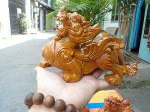 Tỳ hưu gỗ bách xanh