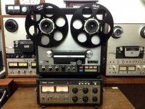 Máy hát băng cối Teac A - 7400RX 2 cục