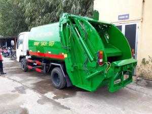Xe chở rác 6 khối Isuzu Vĩnh Phát QHR650