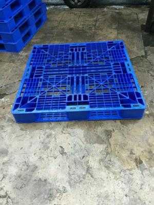 Pallet nhựa mới - Kích thước: 1100x1100x120 mm