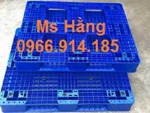 Pallet nhựa có nút chống trượt,pallet nhựa mua ở đâu
