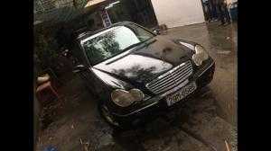Mercedes-Benz C200 giá hot