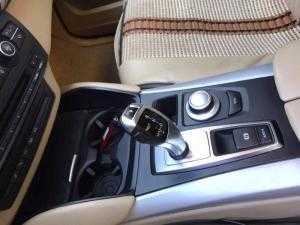Cần bán BMW X6 2010 màu đỏ fulloption, odo 37.000km