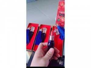 Son Huyền Cò lipstick