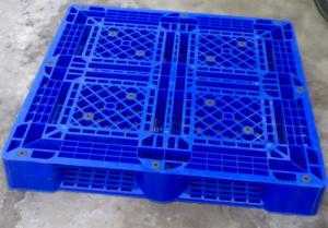 Pallet nhựa Long Thành cũ, còn nhiều loại pallet nhựa Long Thành khác. Liên hệ: 0906193788 (24/24 - Phòng Kinh Doanh)