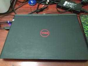 Laptop Dell 7566 bản i5, GTX 960, Ram 8gb ổ SSD Samsung 850 Evo 250gb
