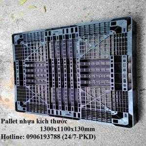 Pallet nhựa cũ 1300x1100x130mm , miễn phí vận chuyển Liên hệ: 0906193788 (24/24)