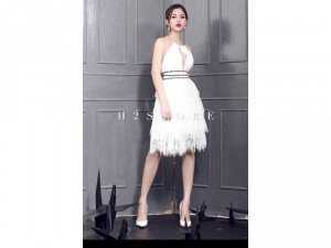Đầm ren yếm cổ kiềng Quảng Châu