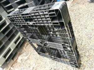 Pallet nhựa cũ tại Bắc Giang