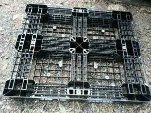 Pallet nhựa cũ tại Bắc Giang, giao hàng toàn quốc - Liên hệ: 0906193788 (24/24 - Phòng Kinh Doanh)