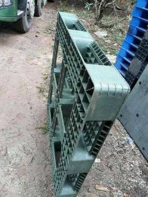 Pallet nhựa cũ Tuyên Quang