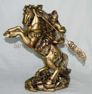 sacshQuan Công cưỡi ngựa
