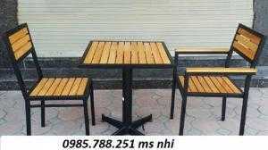 Bàn ghế gỗ trà sữa giá rẻ