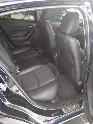 Mazda 3 1.5 hatchback 2018 thể thao cá tính, có xe giao ngay