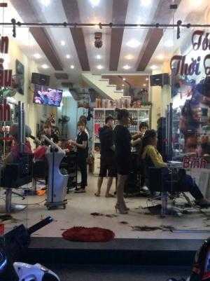 Salon tóc trí hòa