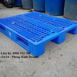 Pallet nhựa cũ đóng hàng xuất khẩu, miễn phí vận chuyển số lượng lớn - Liên hệ: 0906193788 (Nguyễn Hòa 24/24)