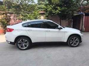 Bán xe BMW X6 2010 màu trắng full option, odo 37.000km mới tinh