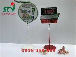 wobbler để bàn đế mica, đế mica quảng cáo, chân mica quảng cáo