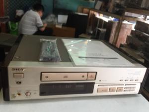 Chuyên bán CD Sony 555ES hàng bải long lanh