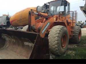 Xúc lật năm 2010 Doosan gầu 3 khối giá rẻ