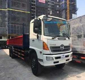 Xe tải Hino FL8JTSL 15 tấn thùng lửng 9,2m.