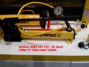 Bơm tay thủy lực Enerpac