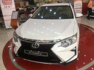 Camry 2.0 màu trắng - Toyota An Thành khuyến mãi tốt