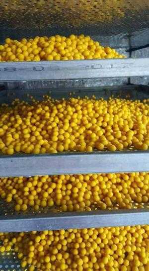 Mỗi ngày ăn 6 viên tinh nghệ mật ong, sẽ giúp bạn có một hệ tiêu hoá tốt, nội tiết tốt. Da dẻ mịn màng , hồng hào sau 1 tháng. Đặc biệt là chữa đau dạ dày và hỗ trợ cho những người bị đau lâu năm .
✨✨ CÔNG DỤNG CHÍNH CỦA VIÊN TINH NGHỆ
‼️ Về Sức Khoẻ :
✔️ Chữa đau dạ dày
✔️ Ngừa ung thư
✔️ Đào thải, phá ứ huyết, loại bỏ những chất độc trong cơ thể con người. Đặc biệt Tốt cho phụ nữ sau sinh .
✔️ Đốt cháy lượng mỡ thừa trong cơ thể (giảm cân an toàn ???????? )
‼️ Về làm đẹp :
✔️ Đẩy lùi các sắc tố gây nám da , xạm da và tàn nhang .
✔️ Làm liền các vết sẹo hoặc thâm do mụn gây ra .
✔️ Trắng sáng da , nuôi dưỡng da hồng hào từ bên trong .
✔️ Điều chỉnh lượng bã nhờn tiết ra .
--------------------------
*** Kết hợp vừa ăn viên tinh nghệ , vừa đắp , để có hiệu quả tốt nhất .
✨✨ Bạn có thể mang theo bất cứ nơi đâu . Rất thích hợp để làm quà biếu , tặng người thân .
#viêntinhnghệ
☀️☀️ Nên dùng thường xuyên để có 1 làn da đẹp và một cơ thể cân đối khoẻ mạnh cho cả gia đình