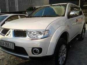Mitsubishi Pajero Sport 3.0 9/2012 . Một chủ sử dụng từ mới . Bản full option . 04 vỏ mới thay 2017