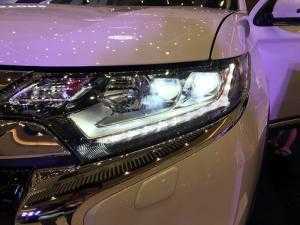 Mitsubishi Outlander 2.0 CVT 2018 Giá Chỉ Từ 807tr